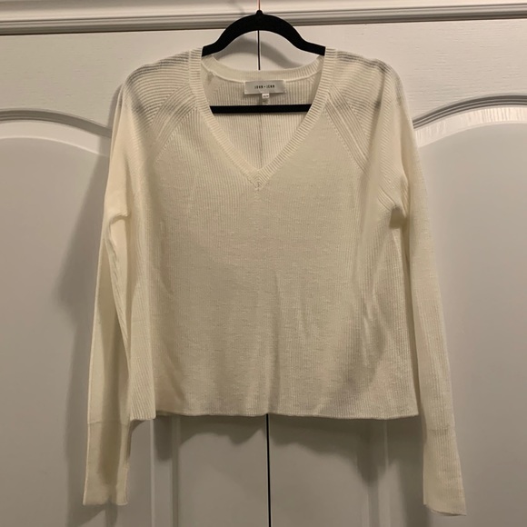 EUC John + Jenn sweater - Picture 1 of 9